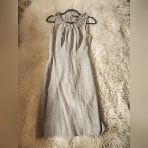 J. Crew Suiting Gray Wool Blend Sleeveless Pencil Dress Detailed Collar Size 2